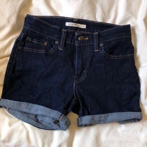Womens Levi Jean shorts